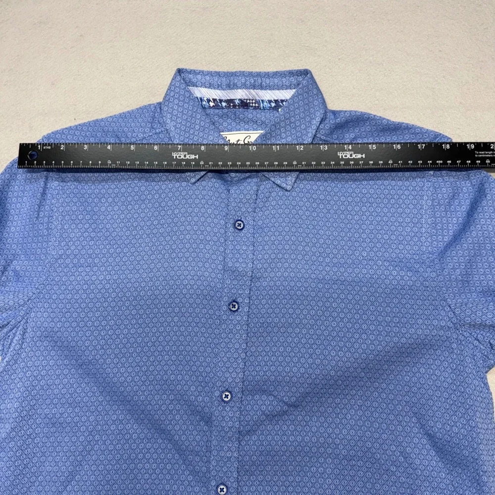 Robert Graham Small Classic Fit Blue Geometric Long Sleeve Button Down Shirt